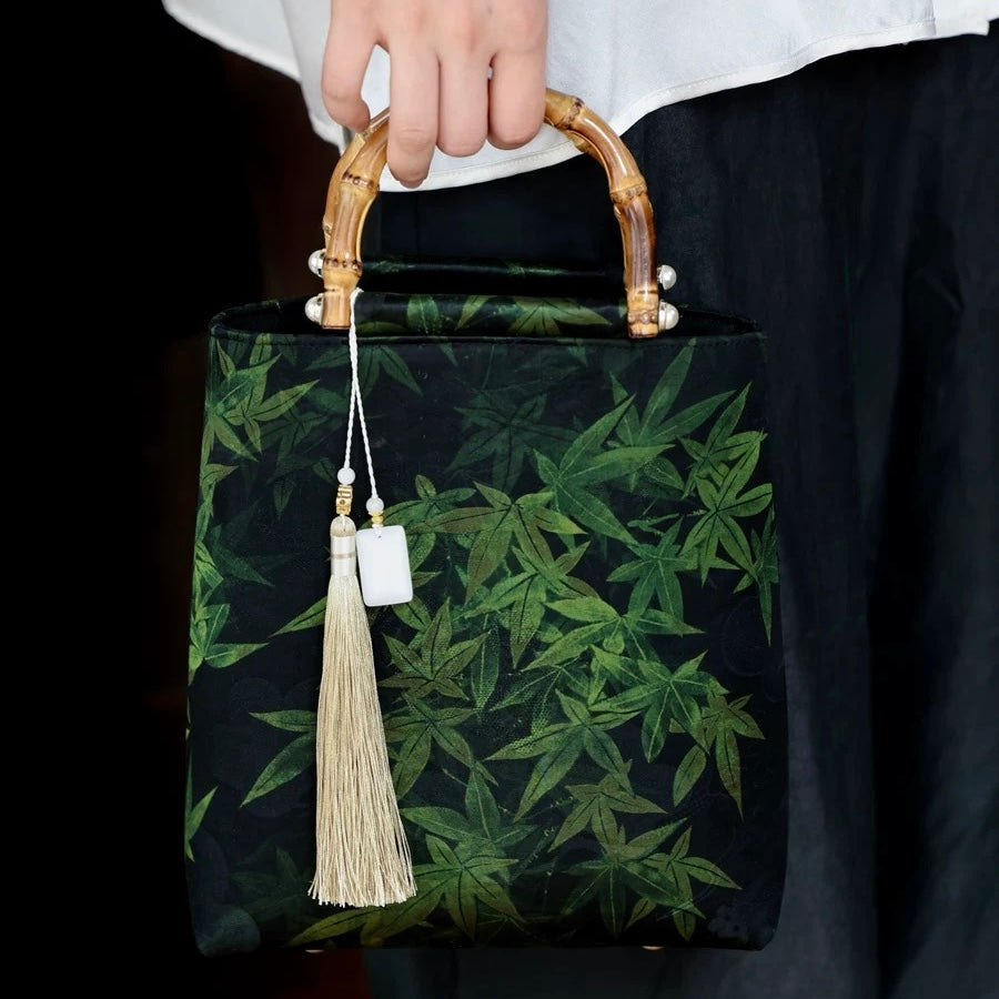 Yaji Xiangyunsha Bamboo Handle Clutch – Classic Chinese Qipao & Hanfu Handbag