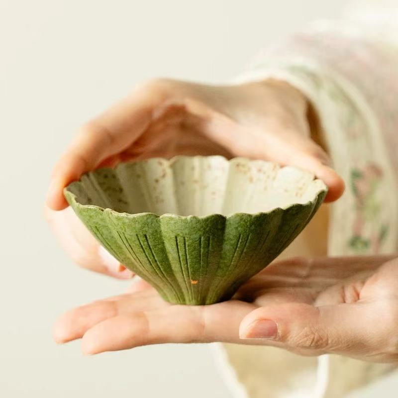 Premium Ceramic Kung Fu Tea Cup – Elegant Personal Tea Vessel