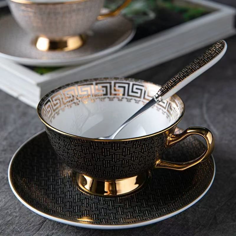 Modern Ceramic Cup Set – The Perfect Wedding & New Home Gift