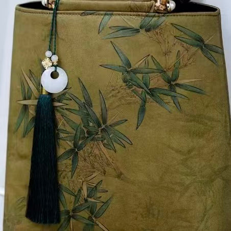 Yaji Xiangyunsha Bamboo Handle Clutch – Classic Chinese Qipao & Hanfu Handbag