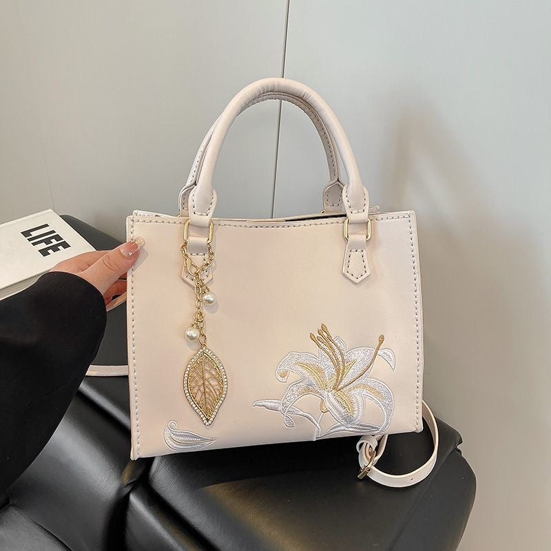 New Chinese Style Embroidery DIY Hand-Weaving Kit – Make Your Own Oriental Handbag