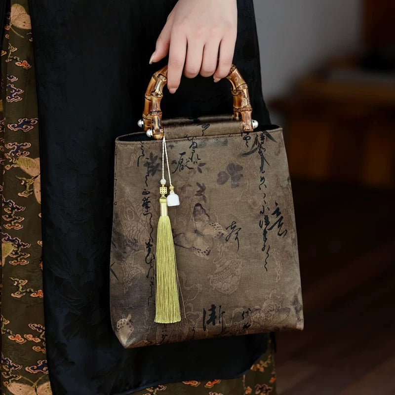 Yaji Xiangyunsha Bamboo Handle Clutch – Classic Chinese Qipao & Hanfu Handbag